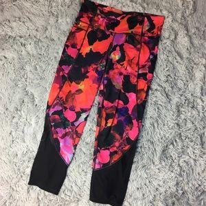 Athleta Women’s Capri Legging Size M
